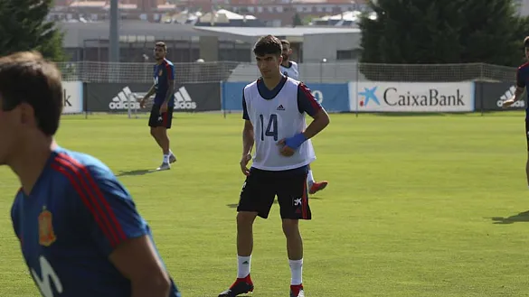 Carlos Soler: "Los nuevos tendrán que bailar y cantar"