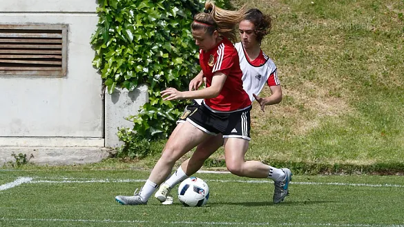 Carmen y Mariona entrenan con la Selección Sub-20 femenina