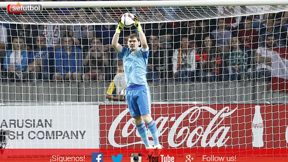 Iker Casillas durante el partido contra Bielorrusia en Borisov