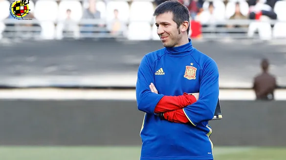 El Seleccionador nacional Sub-21 Albert Celades, durante un entrenamiento del equipo