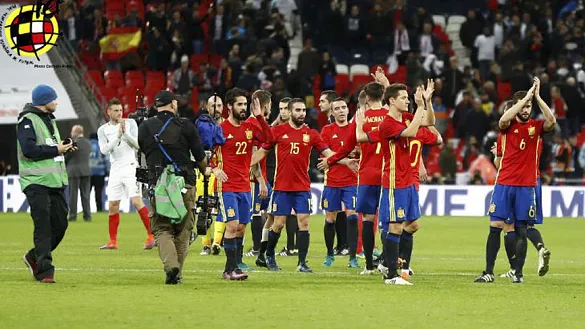 La Selección celebra el pase en Wembley