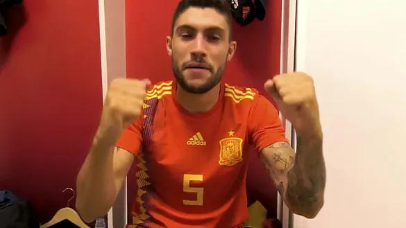 DESDE DENTRO | ¡Así vivió el vestuario la clasificación para la Eurocopa!