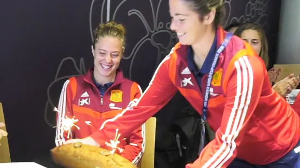 Celia Jiménez cumple 24 en plena concentración de España