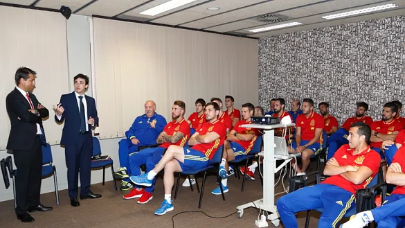 Charla sobre integridad en la selección española
