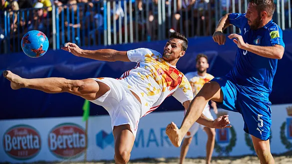 chiky, jugador de la seleccion española