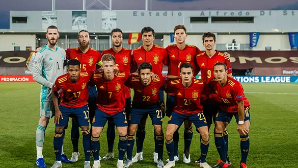 La Selección española posa antes de su encuentro frente a Ucrania en Madrid