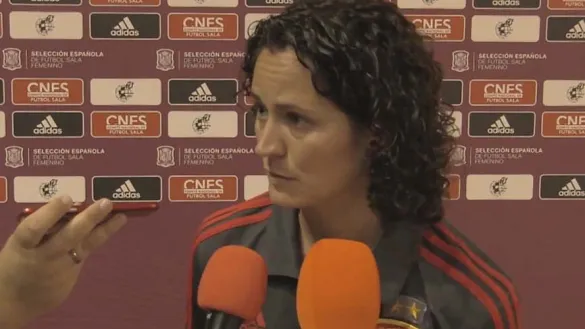 Clàudia Pons: "Estos partidos sirven para coger buenas sensaciones"