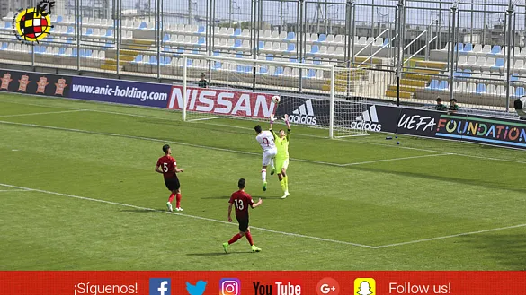 CRÓNICA | España comeinza con