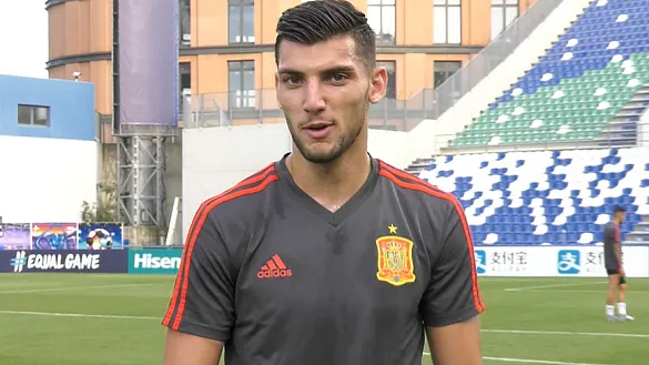 El internacional Sub-21, Rafa Mir, cumple 22 años