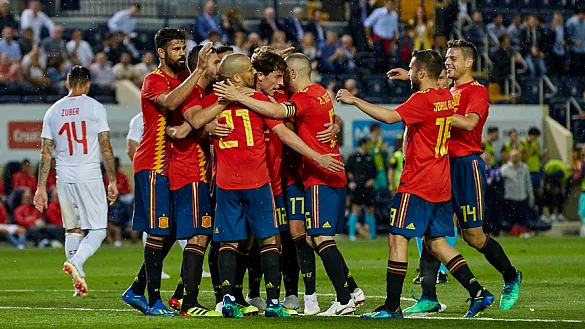 La selección española celebra el primer gol marcado frente a Suiza en Villarreal