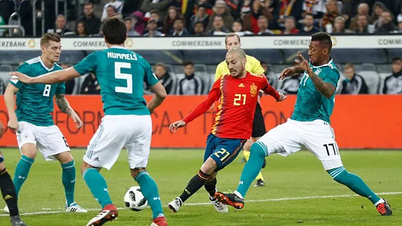 David Silva, protagonista de los jugadores que están disputando otras competiciones europeas