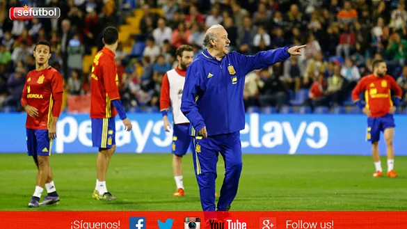 Del Bosque en un entrenamiento