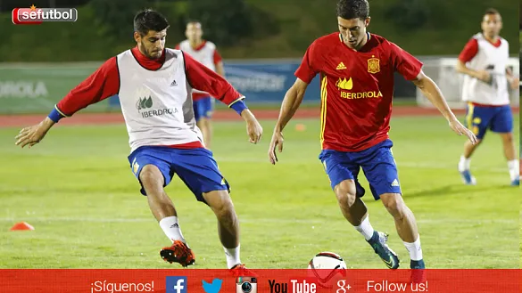 Óscar de Marcos durante su primer entrenamiento con la Selección