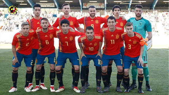La selección española Sub-21 posa antes del partido frente a Estonia disputado en Ponferrada