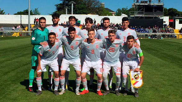 Once inicial de la Sub-17 en su debut en el Europeo