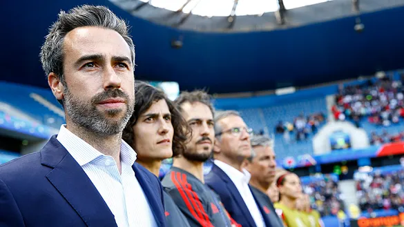 El seleccionador nacional, Jorge Vilda, en los instantes previos al partido frente a Sudáfrica