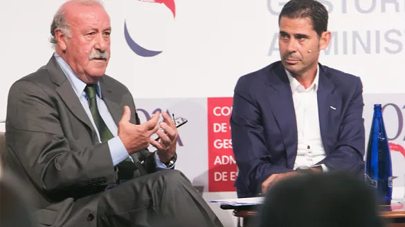 Vicente del Bosque, durante su intervención en el VII Congreso Nacional de Gestores Administrativos