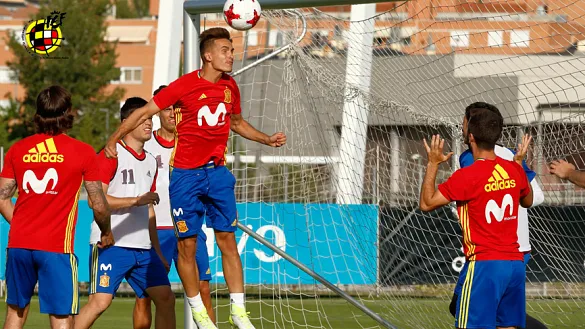 Momento del entrenamiento de la Selección Sub-21 en las Rozas