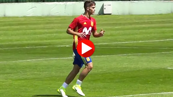 Denis Suárez durante el entrenamiento de los Sub-21 en Gdansk