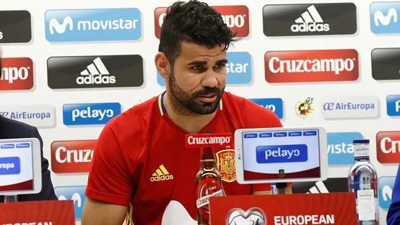 Diego Costa, atendió a los medios en la sala de prensa de El Molinón