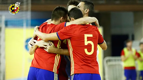 Los jugadores de la Selección Española de Fútbol Sala celebran un gol