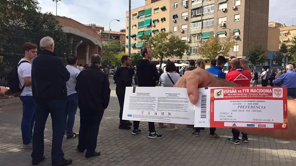 Si eres socio del Granada ya puedes comprar tus entradas para asistir al España - Macedonia