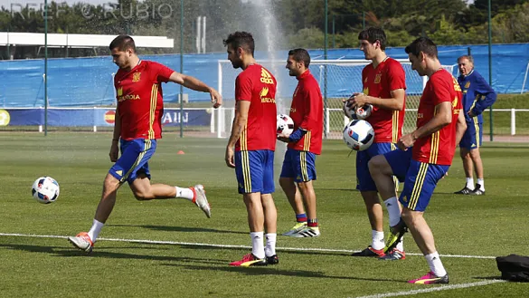 La selección volvió al trabajo para preparar los octavos de final 