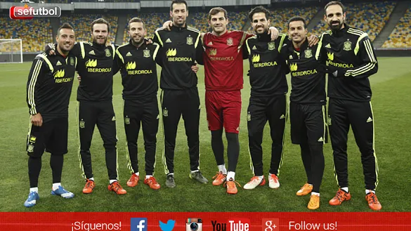 Cazorla, Mata, Alba, Busquets, Casillas, Cesc, Pedro y Juanfran volvieron al campo donde conquistaron la Eurocopa de 2012