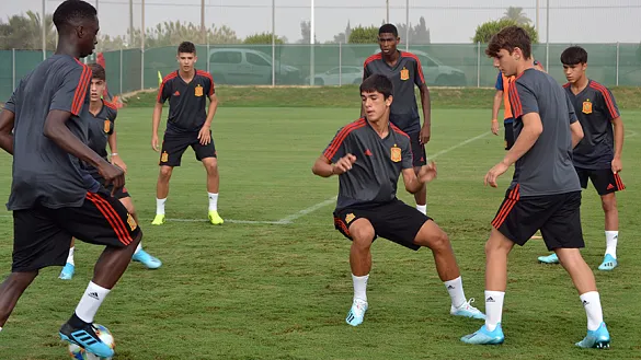 Los internacionales Sub-15 en un momento del entrenamiento
