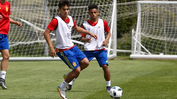 La selección Sub-18 se ejercita en Las Rozas