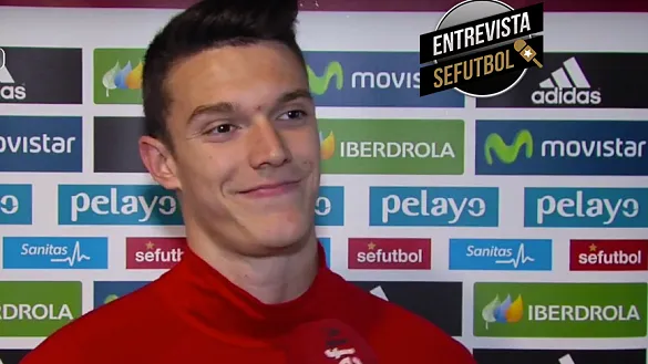 Adrián Marín, jugador internacional Sub-21 durante la entrevista concedida a SEFUTBOL