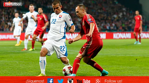 Iniesta ante Eslovaquia