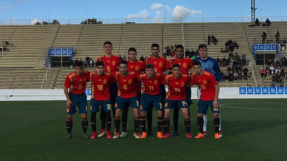 España forma ante Bélgica en el Guillermo Amor de Benidorm
