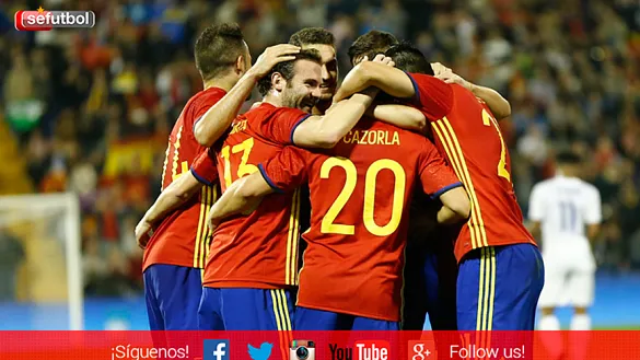 La Selección Española celebra un tanto durante el último encuentro disputado frente a Inglaterra