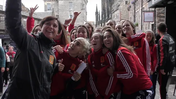 La Selección Sub-19 pase por las calles de Edimburgo