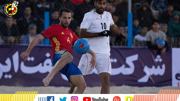 CRÓNICA | España consigue el subcampeonato de la Copa de Fútbol Playa Persa 