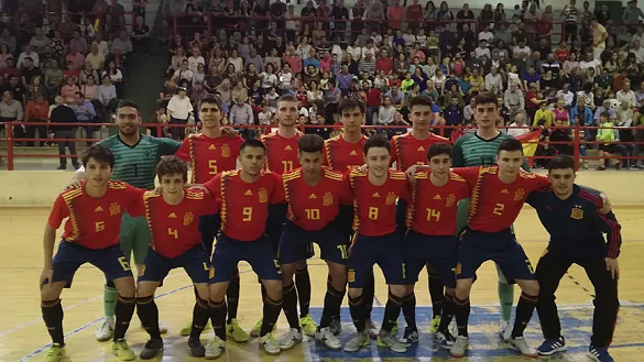 CRÓNICA | La selección sub-18 de fútbol sala se impone a Rusia
