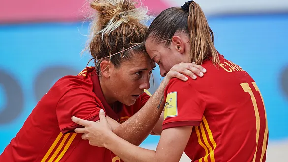 Las jugadoras de la Selección española celebran un tanto