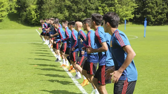 GALERÍA | Buenas sensaciones en el entrenamiento de la sub-17