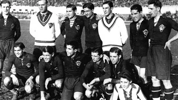 Equipo de la selección española que se impuso a Checoslovaquia el día de año nuevo de 1930