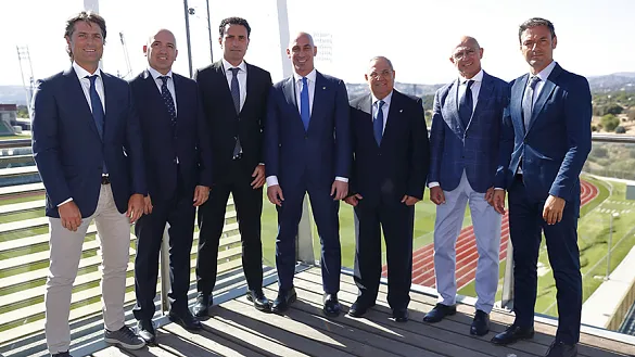 Luis de La Fuente, Santi Denia, David Gordo y Julen Guerrero capitanearán las selecciones inferiores