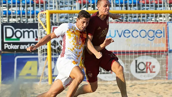 Momento del partido entre España y Rusia disputado en Catania