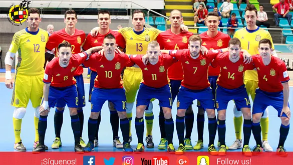 La Selección Española de Fútbol Sala posa durante el Mundial disputado en Colombia