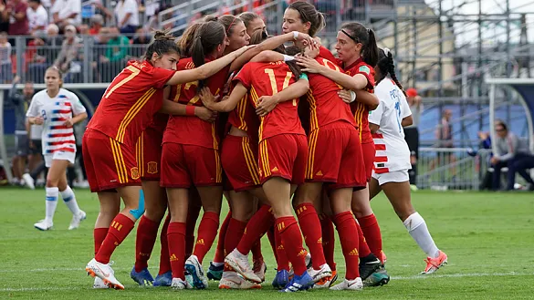 Las jugadoras de la Selección española Sub-20 celebran su primer tantos frente a Estados Unidos