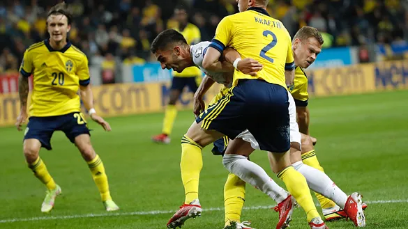 Momento del partido entre Suecia y España jugado en Solna