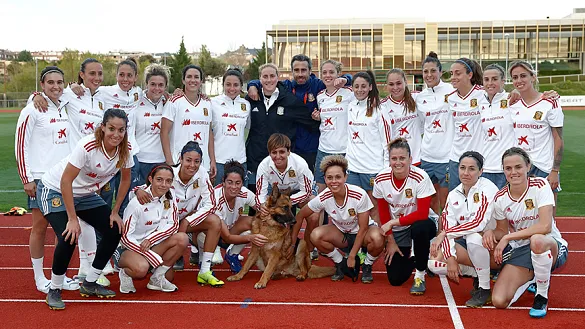 "Héroes de 4 patas" en la Ciudad del Fútbol