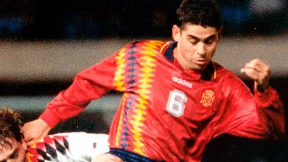 Fernando Hierro durante un encuentro con la Selección española