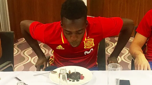 Iñaki Williams pide un deseo por su 23º cumpleaños