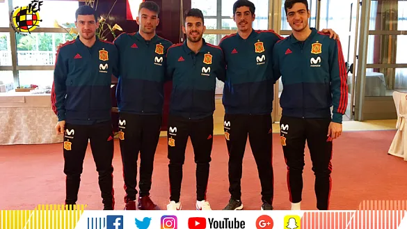Aarón Martín, Juan Soriano y Dani Ceballos, Carlos Fernández Luna y Mikel Merino a la llegada de los internacionales a Las Rozas