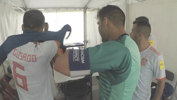 DESDE DENTRO | Imágenes exclusivas de la 1ª jornada de la Euro Beach Soccer League